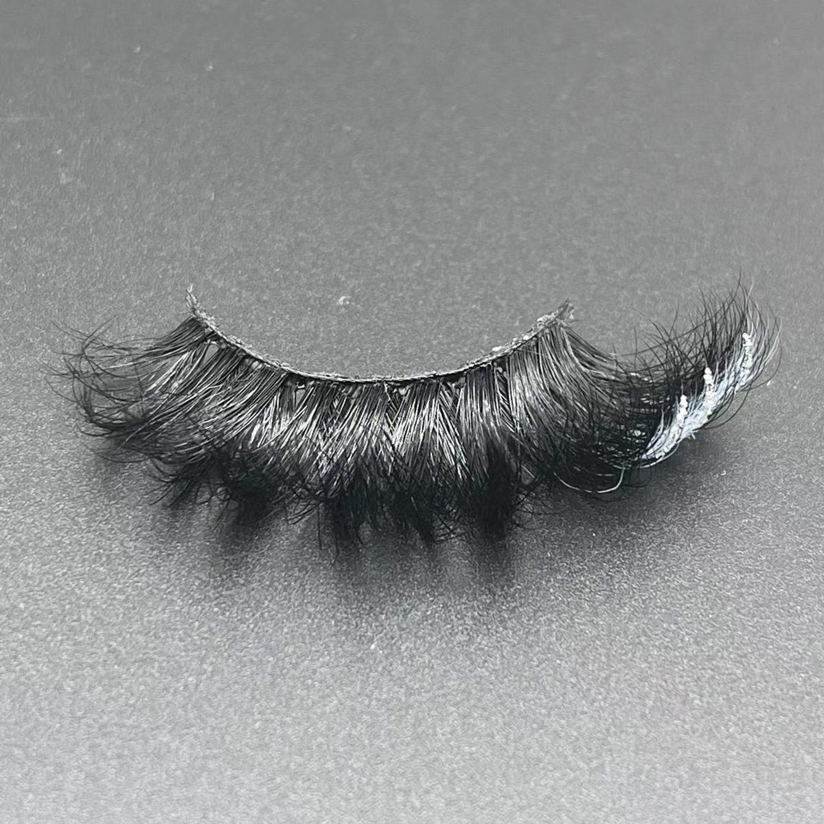 GLITTER MINK HAIR EYELASH WITH WISPY CLUSTERS 25MM 609A-8CS