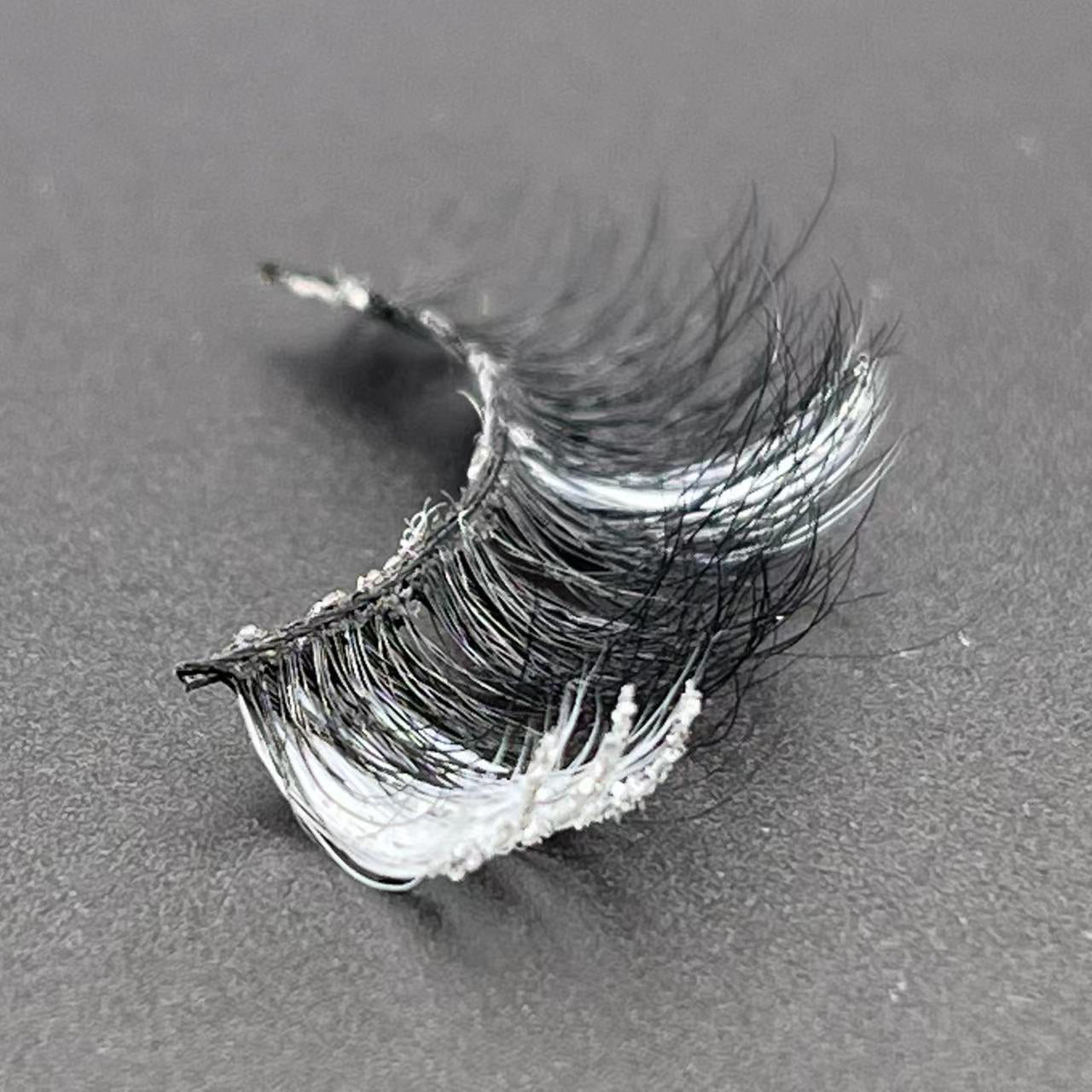 GLITTER MINK HAIR EYELASH WITH WISPY CLUSTERS 15MM M619-82CS