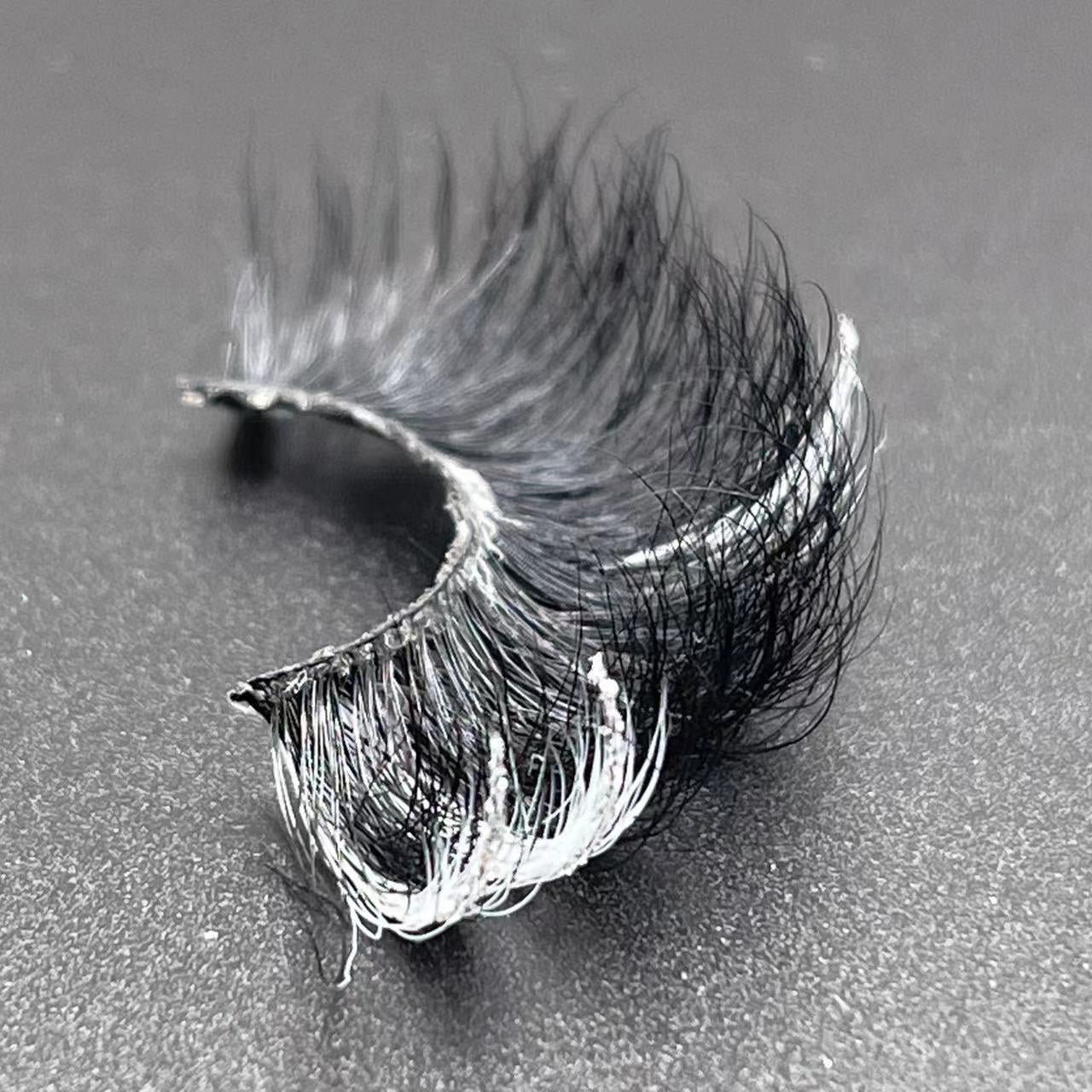 GLITTER MINK HAIR EYELASH WITH WISPY CLUSTERS 25MM 71A-82CS