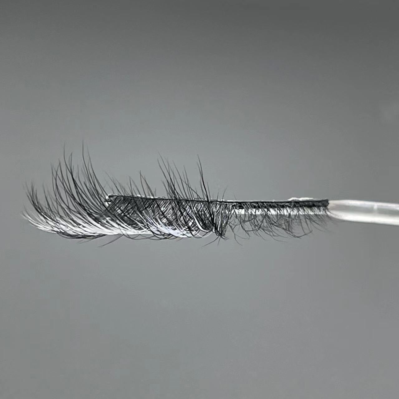 CAT EYE COLORED LUXURY MINK HAIR EYELASH M160-W